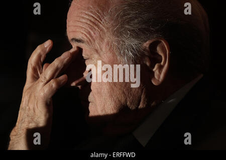 Francoforte, Germania. 16 Luglio, 2011. Presidente della FIFA Joseph Blatter parla durante la conferenza stampa finale sulla FIFA Coppa del Mondo Donne 2011 a Francoforte, Germania, 16 luglio 2011. La FIFA hanno sollevato i premi per la Coppa del Mondo Donne tardivamente. In un primo momento è stato supposto per essere 7,6 milioni di dollari, ora i dirigenti hanno sollevato la somma di 10 milioni di euro. Foto: Fredrik von Erichsen/dpa/Alamy Live News Foto Stock