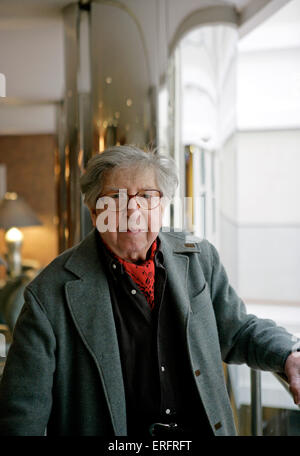 Henri Dutilleux - compositore francese, B. 22 gennaio1916. Ritratto preso durante il Cardiff alla scoperta di Dutilleux Festival 2008 all'Hilton Hotel, Cardiff Foto Stock