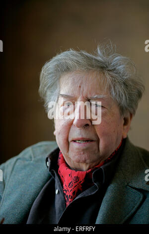 Henri Dutilleux - compositore francese, B. 22 gennaio1916. Ritratto preso durante il Cardiff alla scoperta di Dutilleux Festival 2008 all'Hilton Hotel, Cardiff Foto Stock