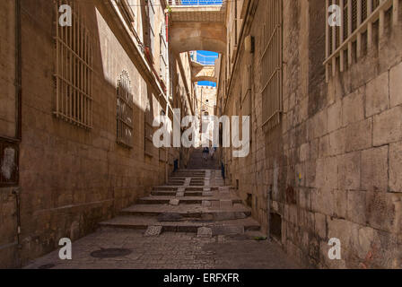 Vicolo Antico nel quartiere ebraico di Gerusalemme. Israele Foto Stock