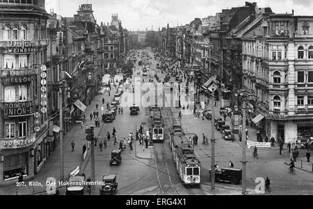 Colonia, Germania, nei primi anni del XX secolo. Der Hohenzollernring. Cartolina. Foto Stock