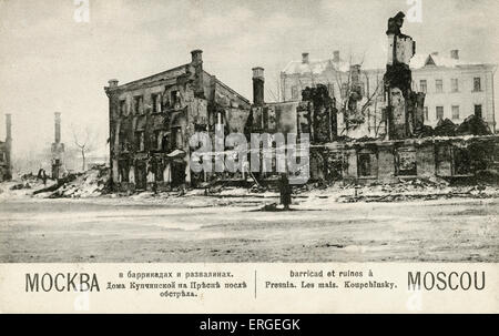 Street barricate durante 1905 Rivoluzione Russa - Kopchinski Street, Mosca. Onda della politica di massa e i disordini sociali che Foto Stock