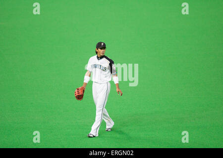 Atsunori Inaba è uno dei più noti e più longevo giocatori della Nippon Ham Fighters squadra di baseball Foto Stock