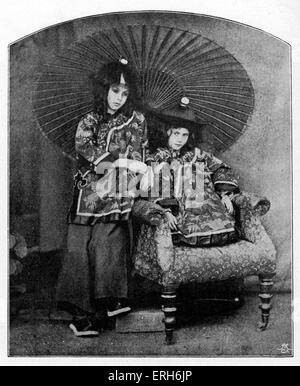 Liddell bambini - fotografia scattata da Lewis Carroll. Da sinistra: Lorina e Alice Liddell in 'cinese costume". I bambini di Foto Stock