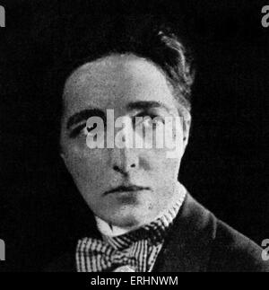 Radclyffe Hall - c. 1924. British poeta e autore: 12 agosto 1880 - 7 ottobre 1943. Foto Stock