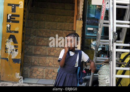 Una ragazza Garifuna in Livingston, Isabal Dipartimento in Guatemala. Foto Stock