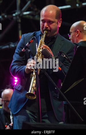 Torino, Italia. 02Giugno, 2015. Il sassofonista Stefano di Battista, alla quarta edizione del Torino Jazz Festival. © Elena Aquila/Pacific Press/Alamy Live News Foto Stock