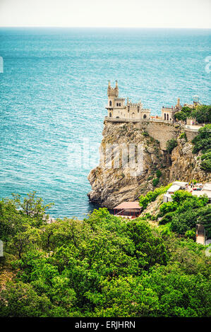 Il noto castello Swallow's Nest vicino a Yalta. Gaspra, Crimea, Russia Foto Stock