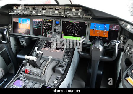 Il cockpit, Dreamliner Boeing B 787-900, All Nippon Airways, Aeroporto di Monaco di Baviera Franz Josef Strauß, Erding, Monaco di Baviera, Baviera superiore Foto Stock