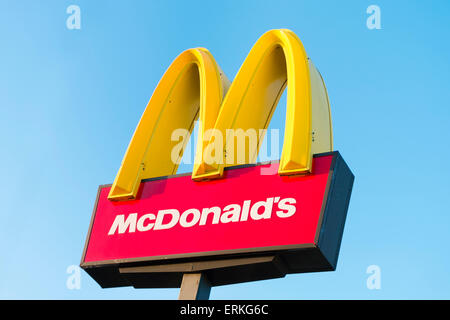 McDonalds segno, UK. Foto Stock