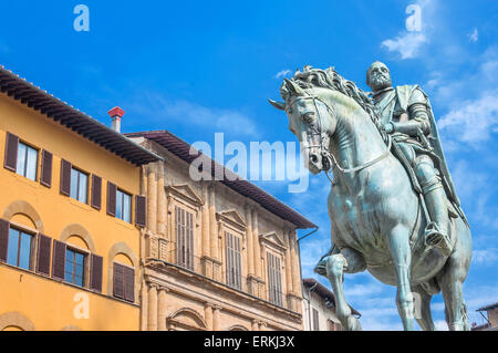 Firenze, Italia - 21 Marzo 2014: la statua equestre di Cosimo I de' Medici a Firenze, Italia. Foto Stock