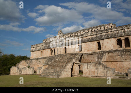 Il palazzo, Kabah sito archeologico, Yucatan, Messico, America del Nord Foto Stock