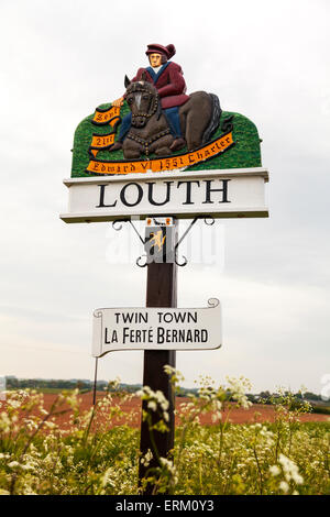 Louth Lincolnshire cartello stradale Benvenuti città gemelle REGNO UNITO Inghilterra segni wolds rurale inglese Foto Stock