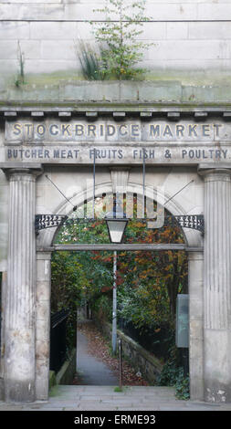 Stockbridge architettonico di mercato porta a Edimburgo Foto Stock