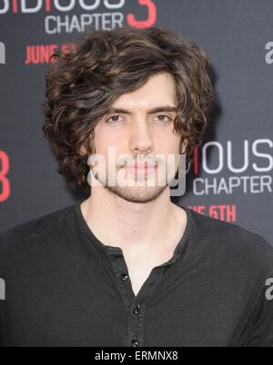 Los Angeles, CA, Stati Uniti d'America. Il 4 giugno, 2015. Carter Jenkins presso gli arrivi per insidioso: capitolo 3 World Premiere, Cinese TCL 6 teatri (in precedenza Grauman's), Los Angeles, CA Giugno 4, 2015. Credito: Dee Cercone/Everett raccolta/Alamy Live News Foto Stock