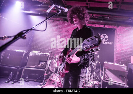 Detroit, Michigan, Stati Uniti d'America. Il 4 giugno, 2014. JAMES BAGSHAW di templi esegue presso lo shelter in Detroit, MI il 4 giugno 2015 © Marc Nader/ZUMA filo/Alamy Live News Foto Stock