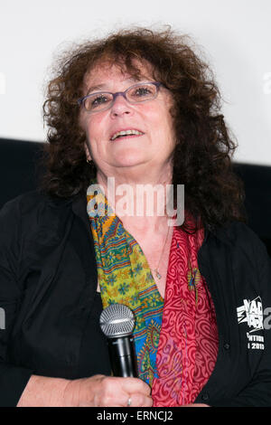 Attrice australiana Joanne Samuel dall'originale Mad Max filmato (1979) assiste il ''MAnnuncio max: Fury Road'' stadio saluto nel centro cittadino di Tokyo il 5 giugno 2015. Il film colpisce i teatri in Giappone il 20 giugno. (Foto di Rodrigo Reyes Marin/AFLO) Foto Stock