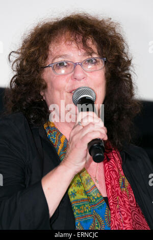 Attrice australiana Joanne Samuel dall'originale Mad Max filmato (1979) parla durante il ''MAnnuncio max: Fury Road'' stadio saluto nel centro cittadino di Tokyo il 5 giugno 2015. Il film colpisce i teatri in Giappone il 20 giugno. (Foto di Rodrigo Reyes Marin/AFLO) Foto Stock