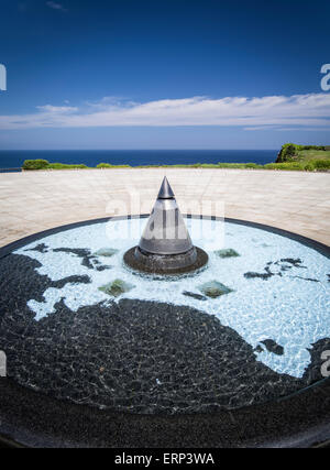 La fiamma eterna a Okinawa Peace Memorial Park, Itoman, Okinawa. Foto Stock