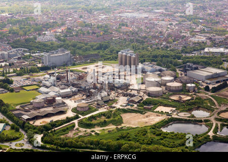 Foto aerea di British Sugar di fabbrica e la lavorazione delle barbabietole a Bury St Edmunds, Suffolk, Regno Unito Foto Stock