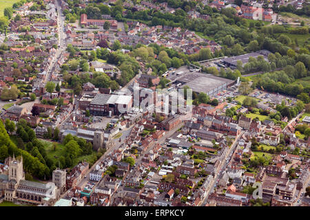 Foto aerea vista di Bury St Edmunds centro città che mostra la birreria di edifici Foto Stock