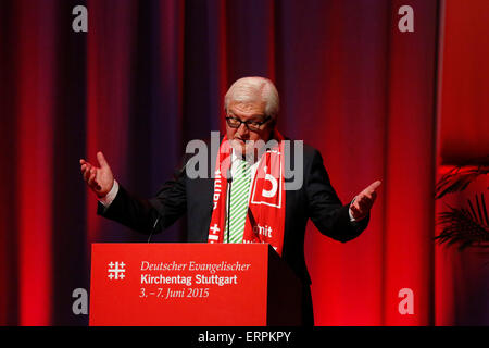 Stuttgart, Germania. Il 6 giugno, 2015. Frank-Walter Steinmeier, il ministro tedesco degli Affari Esteri, parla al trentacinquesimo Chiesa protestante di Germania congresso. Credito: Michael Debets/Pacific Press/Alamy Live News Foto Stock