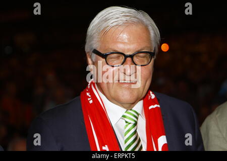 Stuttgart, Germania. Il 6 giugno, 2015. Close-up di Frank-Walter Steinmeier, il ministro tedesco degli Affari Esteri. Credito: Michael Debets/Pacific Press/Alamy Live News Foto Stock