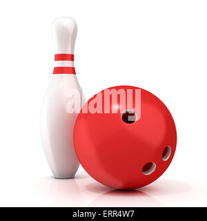 Palla da bowling e il pin con strisce rosse isolato su sfondo bianco Foto Stock