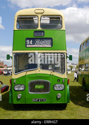 Leyland Titan PD3 in livrea Southdown Foto Stock