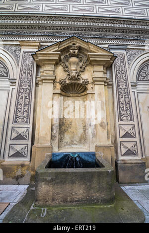 Dettaglio del cortile di Palazzo Schwarzenberg, Praga, Repubblica Ceca, Europa Foto Stock