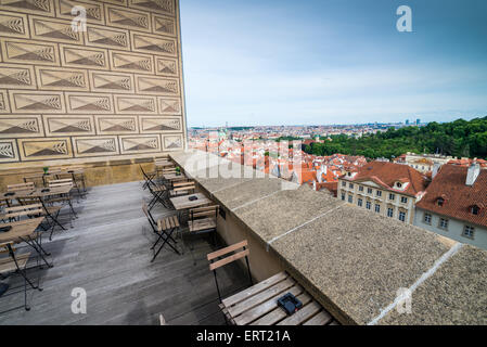 Vista di Praga dal castello di Praga, Repubblica Ceca, Europa Foto Stock