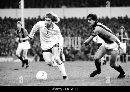 Tottenham Hotspur 2-0 Hull City, fa il quarto round in abbinamento a White Hart Lane, sabato 24 gennaio 1981. Steve Archibald Foto Stock