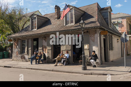 Lafitte's negozio di fabbro ferraio Bar su Bourbon Street, New Orleans French Quarter, Louisiana, Stati Uniti d'America Foto Stock