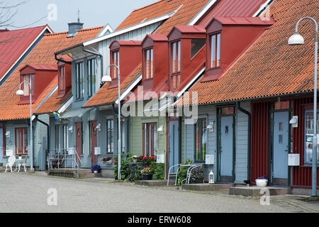 FALKENBERG, Svezia - 6 giugno 2015: pittoresche case colorate nella Città Vecchia il 6 giugno a Falkenberg (Svezia). Foto Stock