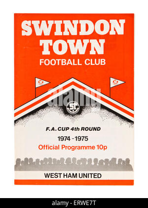 Città di Swindon v West Ham United football programma (1974-1975 stagione F.A. Tazza 4° Round). Foto Stock