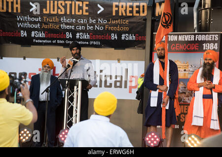 Londra, Regno Unito. 07Th Giugno, 2015. La libertà di religione sikh marzo Rally e nel centro di Londra REGNO UNITO, 7 giugno 2015. Credito: pmgimaging/Alamy Live News Foto Stock