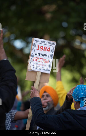 Londra, Regno Unito. 07Th Giugno, 2015. La libertà di religione sikh marzo Rally e nel centro di Londra REGNO UNITO, 7 giugno 2015. Credito: pmgimaging/Alamy Live News Foto Stock