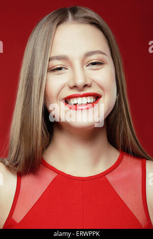 Lucky donna felice con sorriso toothy Foto Stock