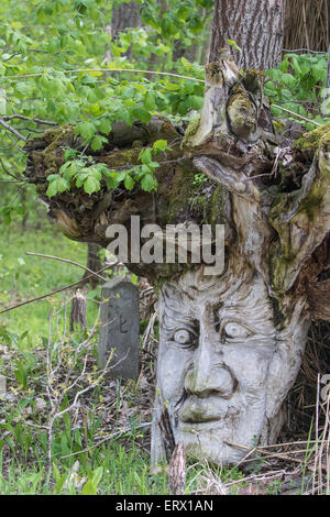 Figura in legno, Mazurski Eden o Masurian giardino di Eden, la ricostruzione della cultura Galindians, Gmina Ruciane-Nida Foto Stock