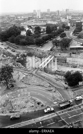 Anello di Coventry per la costruzione di strade, Warwick Road. Il 29 agosto 1973. Foto Stock