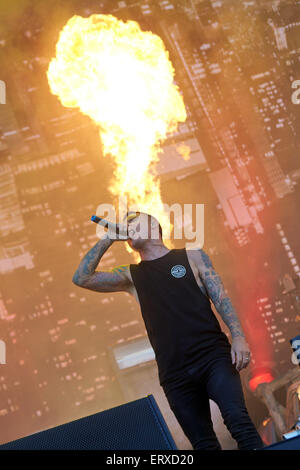 Winston McCall, cantante da Australian metalcore band 'Parkway Drive", esegue sul palco del festival musicale 'Rock am Ring in Mendig, Germania, 07 giugno 2015. . La festa dura fino al 7 giugno 2015. Foto: Thomas Frey/dpa Foto Stock