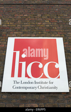 Segno di parete per il london Institute of Contemporary il cristianesimo, o licc, Londra, Inghilterra Foto Stock