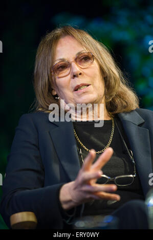 Rose Tremain romanziere parlando sul palco a Hay Festival 2015 Foto Stock