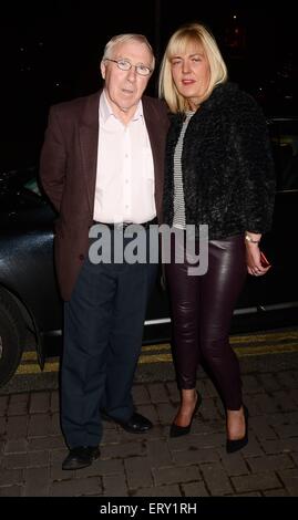 Gli ospiti arrivano a RTÉ per 'Il Late Late Show" con: Lord Mayor Christy Burke,Sandra Burke dove: Dublino, Irlanda quando: 05 Dic 2014 Credit: WENN.com Foto Stock