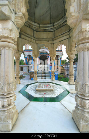 Shree Swaminarayan Mandir Temple ; Chhapia , Chhapaiya , Ayodhya ; Faizabad ; Uttar Pradesh ; India , Asia Foto Stock