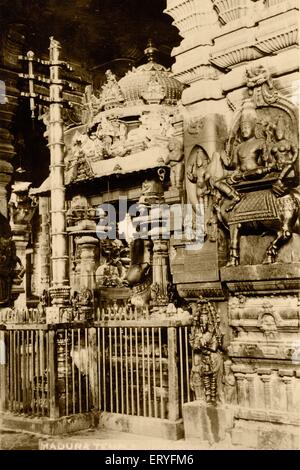 Vecchia immagine annata 1900 del tempio madurai ; Tamil Nadu ; India Foto Stock
