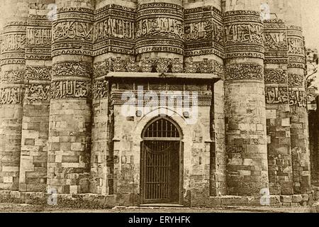 Qtab Minar , vecchia immagine del 1900 vintage , Delhi , India , Asia Foto Stock