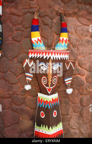 Maschera decorativa per decorazione di parete , India del Nord Est , India , Asia Foto Stock