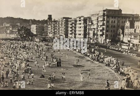 Chowpatty , Girgaum , Marine Drive , foto d'epoca 1900s , Bombay , Mumbai , Maharashtra , India , Asia Foto Stock