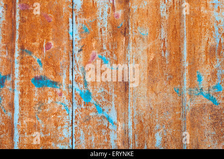 Abstract corroso coloratissimi sfondi sfondo grunge di ferro arrugginiti parete artistica pareti scrostate. Metallo ossidato superficie. Abstract Foto Stock